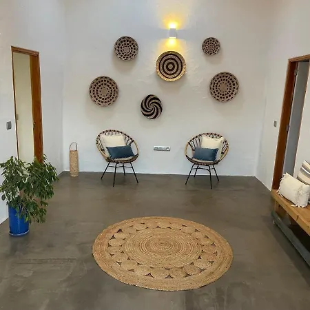 בית נופש Petite Casa Leoncia *